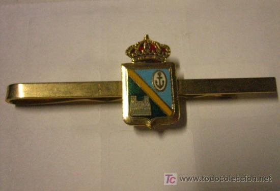 Militaria: Pasacorbatas - Foto 1