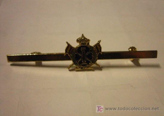 Militaria: Pasacorbata de Caballer&iacute;a - Foto 1