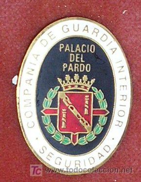 Militaria: Distintivo de tropa de la Sección de Seguridad de la Escolta del Generalísimo Franco. Rnov07.71 - Foto 1 - 25319050