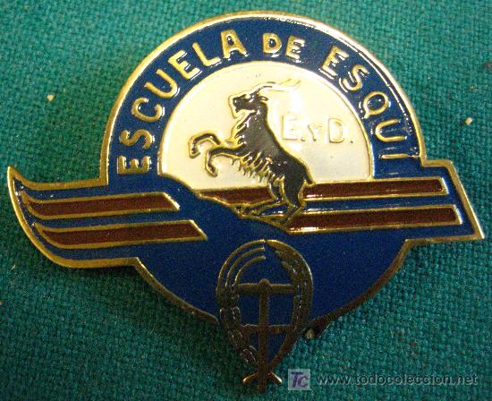 Militaria: Chapa escuela de esqu&iacute;, 35 cms - Foto 1