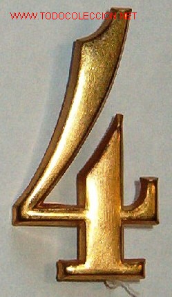 Militaria: N&ordm; 4 de cuello, dorado, de 3,7 cms. - Foto 1