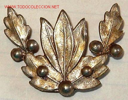 Militaria: Insignia de laurel plateada, de dragona. - Foto 1