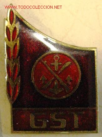 Militaria: Distintivo de la RDA en caja. - Foto 1