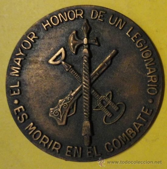 Militaria: Chapa de la Legi&oacute;n de 4,8 cms. de di&aacute;metro.