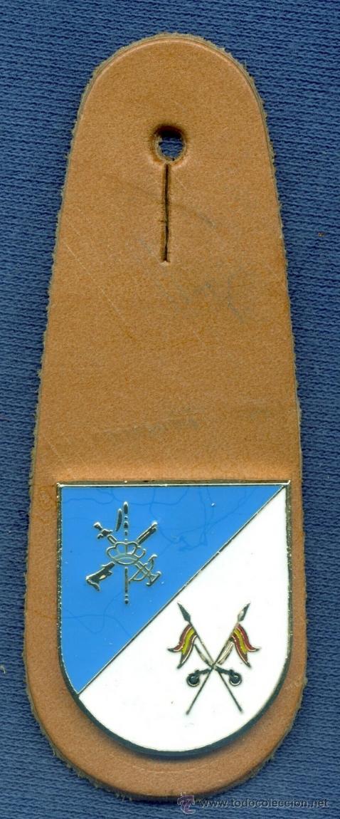 Militaria: La Legi&oacute;n. Pepito o insignia de pecho. Grupo de Caballer&iacute;a. GRECO. BRILEG. 4&ordm; Tercio.