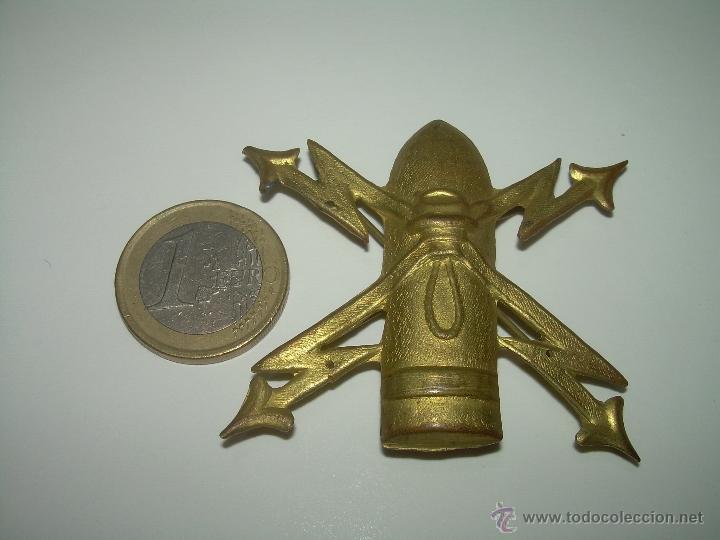 Militaria: ANTIGUA INSIGNIA DE LATON. - Foto 4
