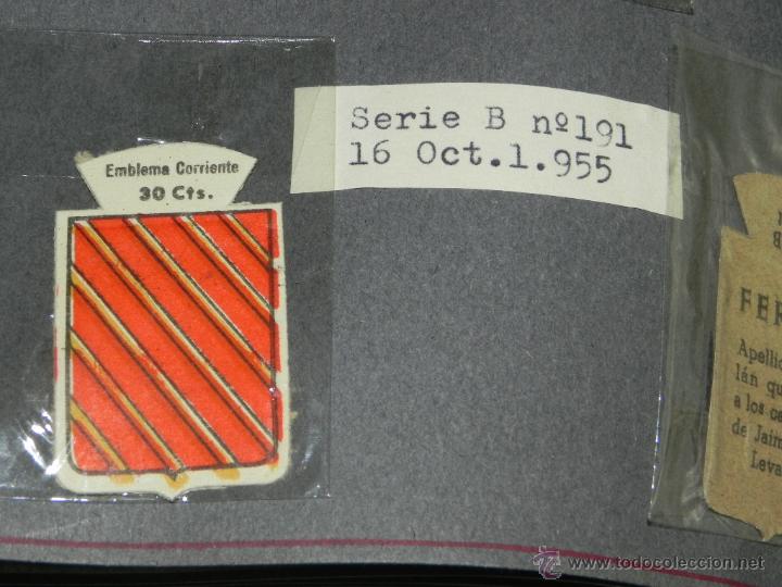 Militaria: EMBLEMA DE AUXILIO SOCIAL, PRECIO 30 CTS, TAMA&Ntilde;O 2,5 X 4 CMS, SERIE B, NUMERO 191, 16 OCTUBRE DE 195