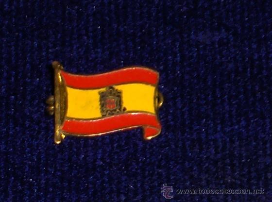 Militaria: INSIGNIA PIN BANDERA ESPA&Ntilde;A PRECONSTITUCIONAL FRANQUISTA. ANTIGUA.