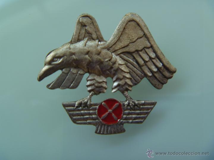 Militaria: AVIACION : EMBLEMA DE CUELLO DE LA AGA : ACADEMIA GENERAL DEL AIRE. SIN CORONA