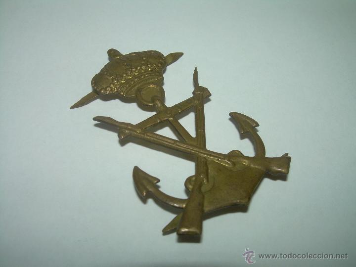 Militaria: ANTIGUA INSIGNIA DE LATON. - Foto 2