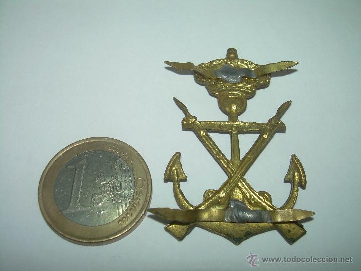 Militaria: ANTIGUA INSIGNIA DE LATON. - Foto 3