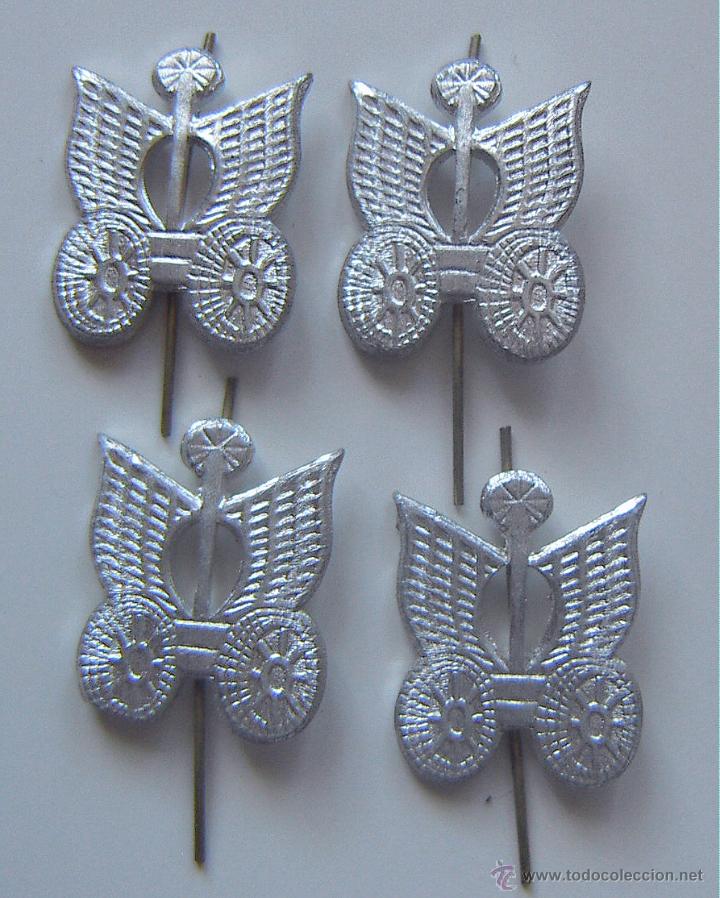 Militaria: 4 insignias Bulgaras - Foto 1