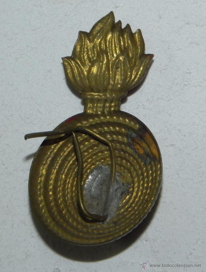 Militaria: Insignia de granada de artiller&iacute;a, mide 4 cms. - Foto 2