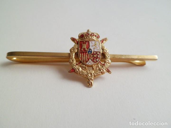Militaria: Alfiler de corbata de la Casa Real