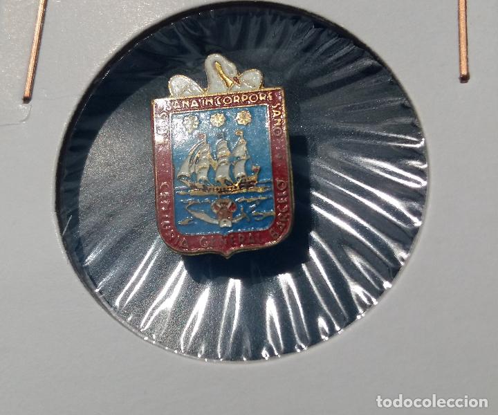 Militaria: insignia ojal centuria General Barcelo - Foto 1