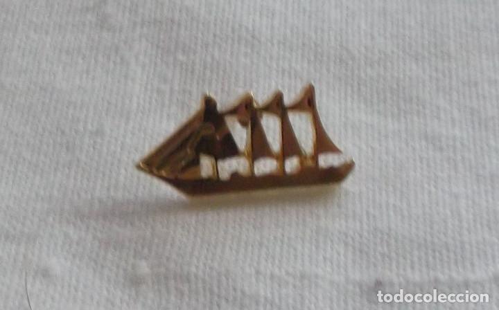 Militaria: pin buque escuela J.Sebastian Elcano