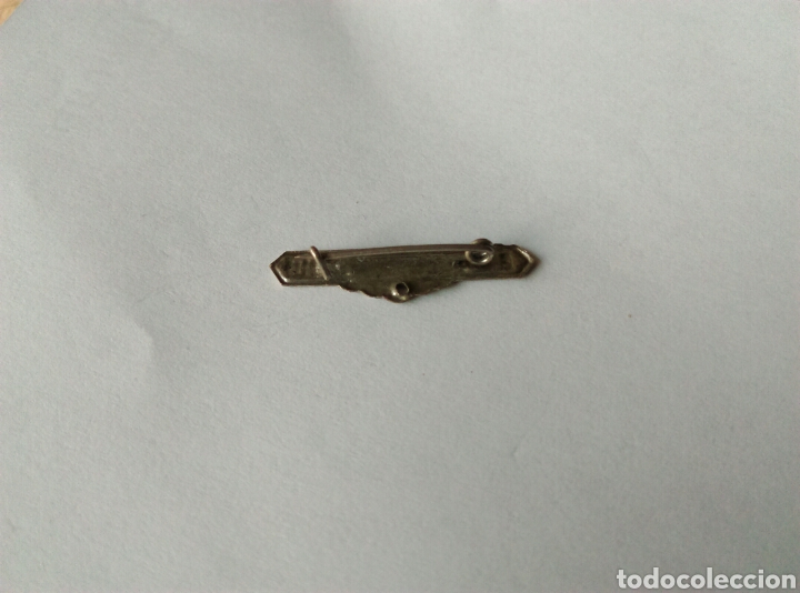 Militaria: Broche recuerdo de el Pardo plata? - Foto 2