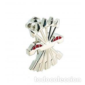 Militaria: BROCHE YUGO Y FLECHAS DIVISI&Oacute;N AZUL