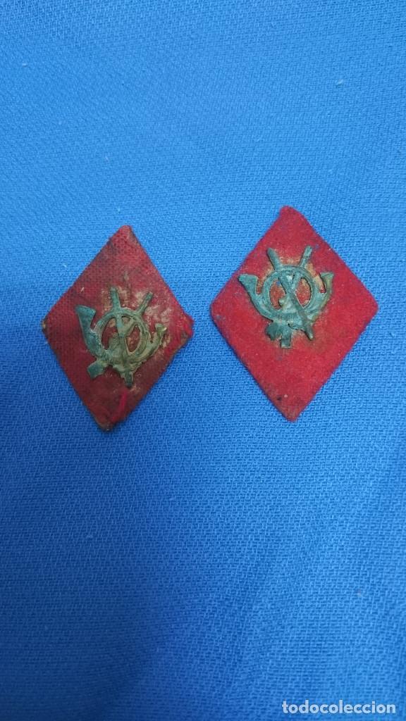 Militaria: 2 ANTIGUOS ROMBOS MILITARES