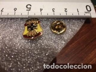 Militaria: DIVISION AZUL pin - Foto 1