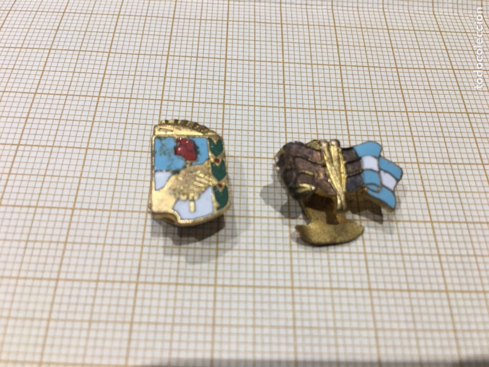 Militaria: 2 pin Ojal doble de Perón y Eva Peron - Foto 4 - 149811036