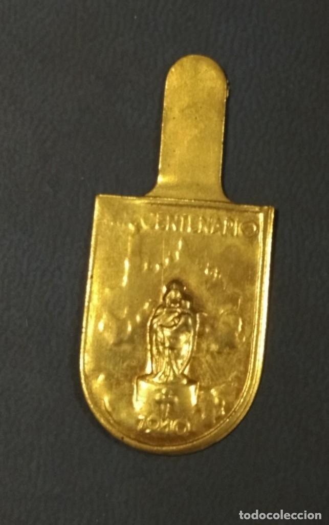Militaria: Emblema auxilio social de solapa Serie V Hitos n&ordm; 21 XIX centenario de la Virgen del Pilar