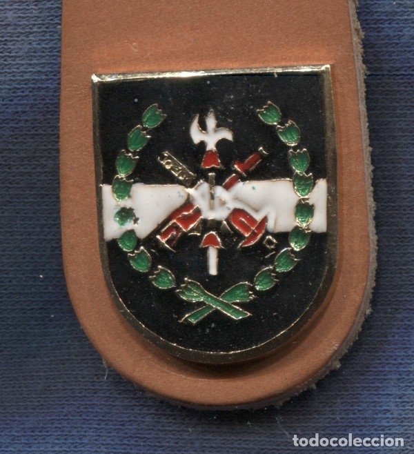 Militaria: La Legi&oacute;n. Pepito o insignia de pecho de la Plana Mayor del Tercer Tercio.