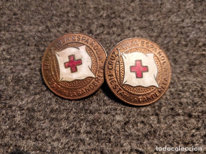 Militaria: Medalla de la Cruz Roja Espa&ntilde;ola, con imperdible. 2,2 cms. di&aacute;metro. SOLO UNA
