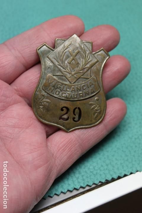 Militaria: ANTIGUO EMBLEMA PLACA VIGILANCIA NOCTURNA