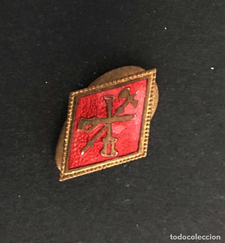 Militaria: Ojal LEGION - Foto 1
