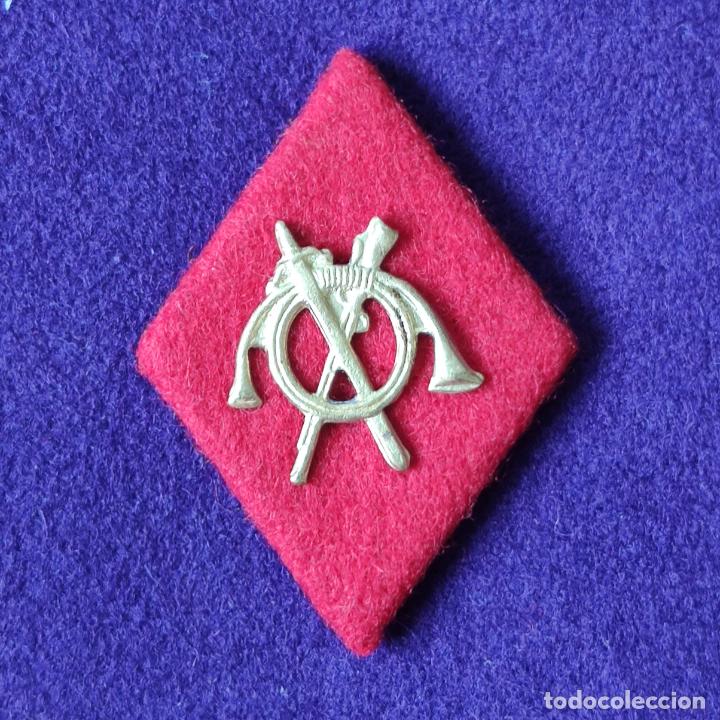 Military Antiques: ROMBO DEL EJERCITO ESPA&Ntilde;OL SOBRE TELA. INSIGNIA.