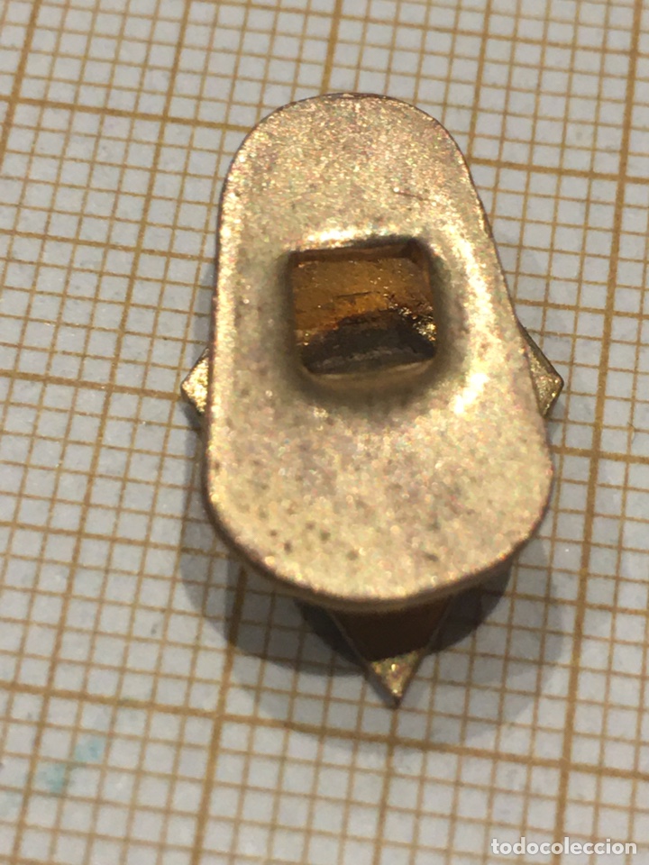 Militaria: Pin de ojal de Infanter&iacute;a - Foto 3