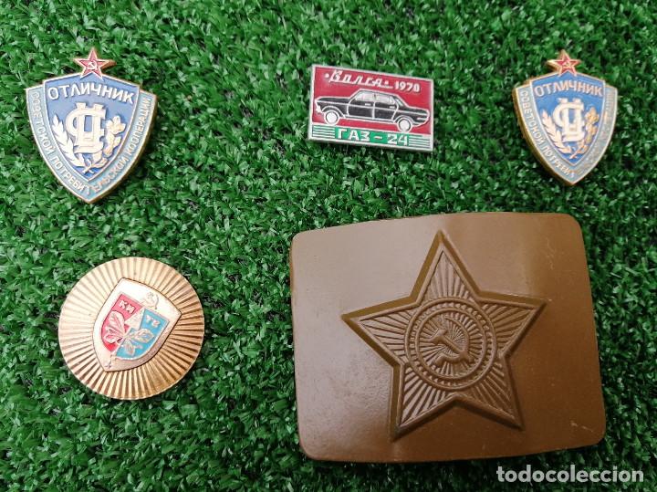 Militaria: VARIOS PINS Y HEBILLA EJERCITO RUSO - Foto 1
