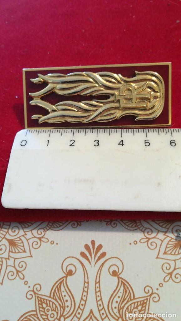 Militaria: INSIGNIA MILITAR (&iquest;?) - Foto 2