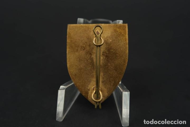 Militaria: Antiguo Pin a Identificar - Foto 3
