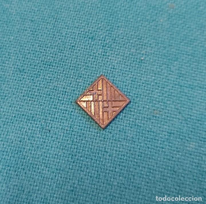 Militaria: Insignia sin terminar - Foto 1