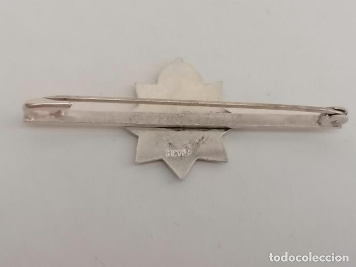 Militaria: INSIGNIA, EL REGIMIENTO DE DEVONSHIRE,, PLATA Y ESMALTES - Foto 2