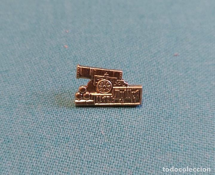 Militaria: Insignia rusa - Foto 1