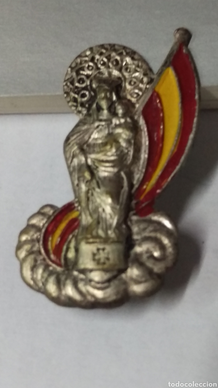 Militaria: Insignia militar guerra civil VIRGEN DEL PILAR