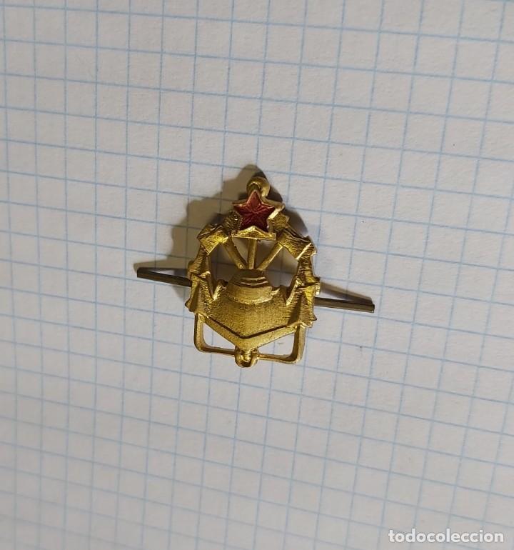 Militaria: Distintivo / insignia rusa - Foto 1