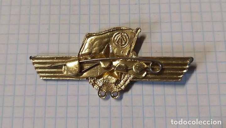 Militaria: Distintivo ruso - Foto 2