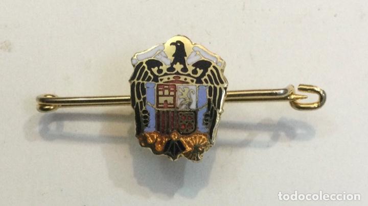 Militaria: Alfiler de corbata Aguila de San Juan. Esmaltada.