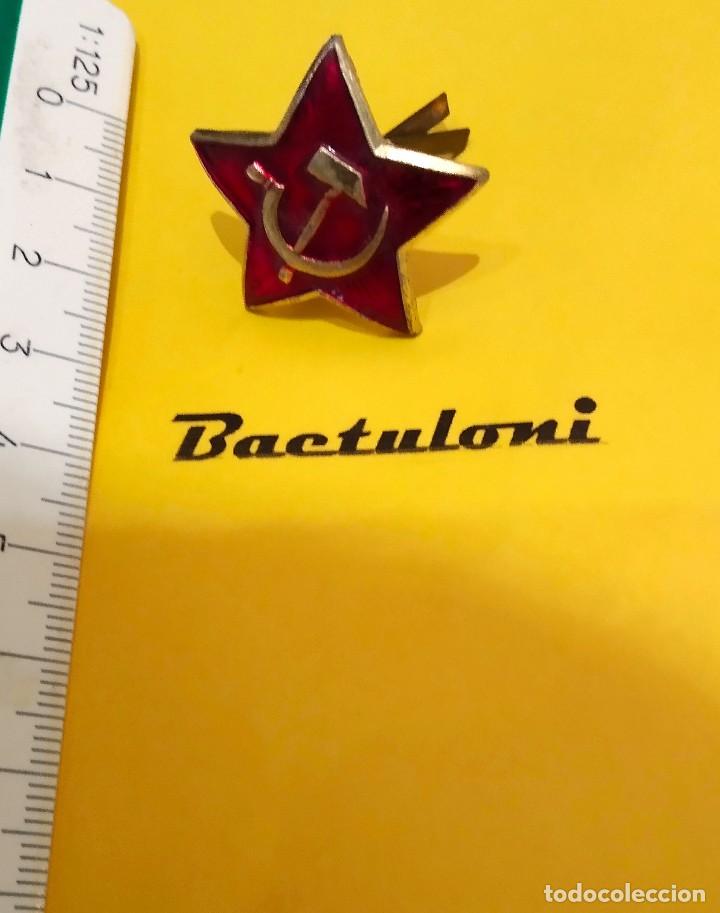 Military Antiques: Insignia sovi&eacute;tica