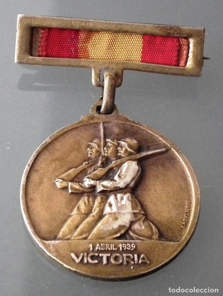 Militaria: MEDALLA ANVERSO ALZAMIENTO DEL 18 JULIO 1936 Y REVERSO VICTORIA 1 ABRIL 1939