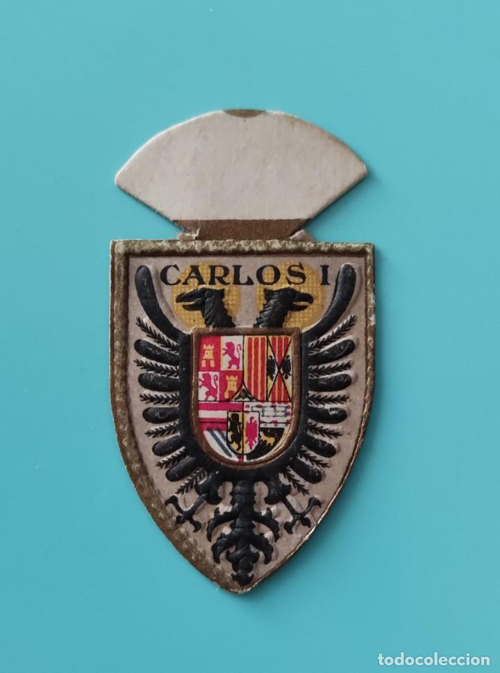 Militaria: Emblema auxilio social serie C n⁰5. ARMAS de CARLOS I y V de Alemania. C&Eacute;SAR DEL RENACIMIENTO. Rel y