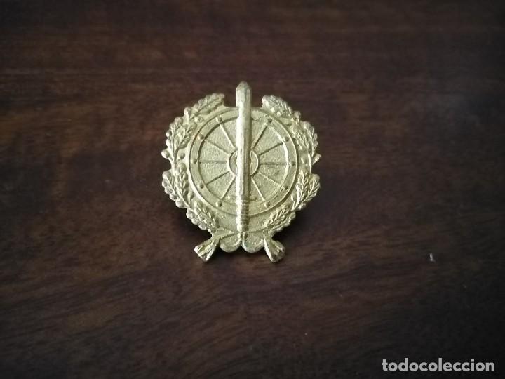 Militaria: Insignia Ej&eacute;rcito de Portugal. - Foto 1