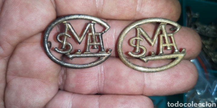 Militaria: Pareja de emblemas a identificar &eacute;poca Rep&uacute;blica
