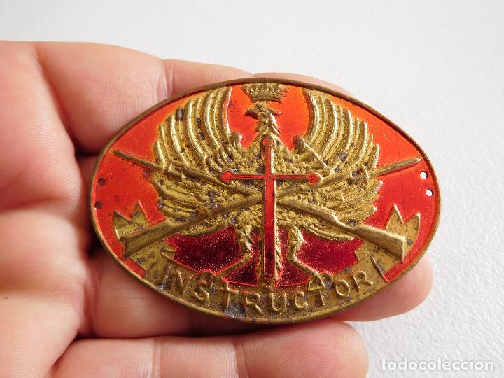 Militaria: Distintivo antiguo de instructor rojo - Foto 1
