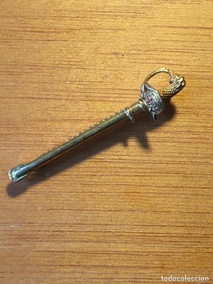 Militaria: SUJETA CORBATA MILITAR - Foto 2