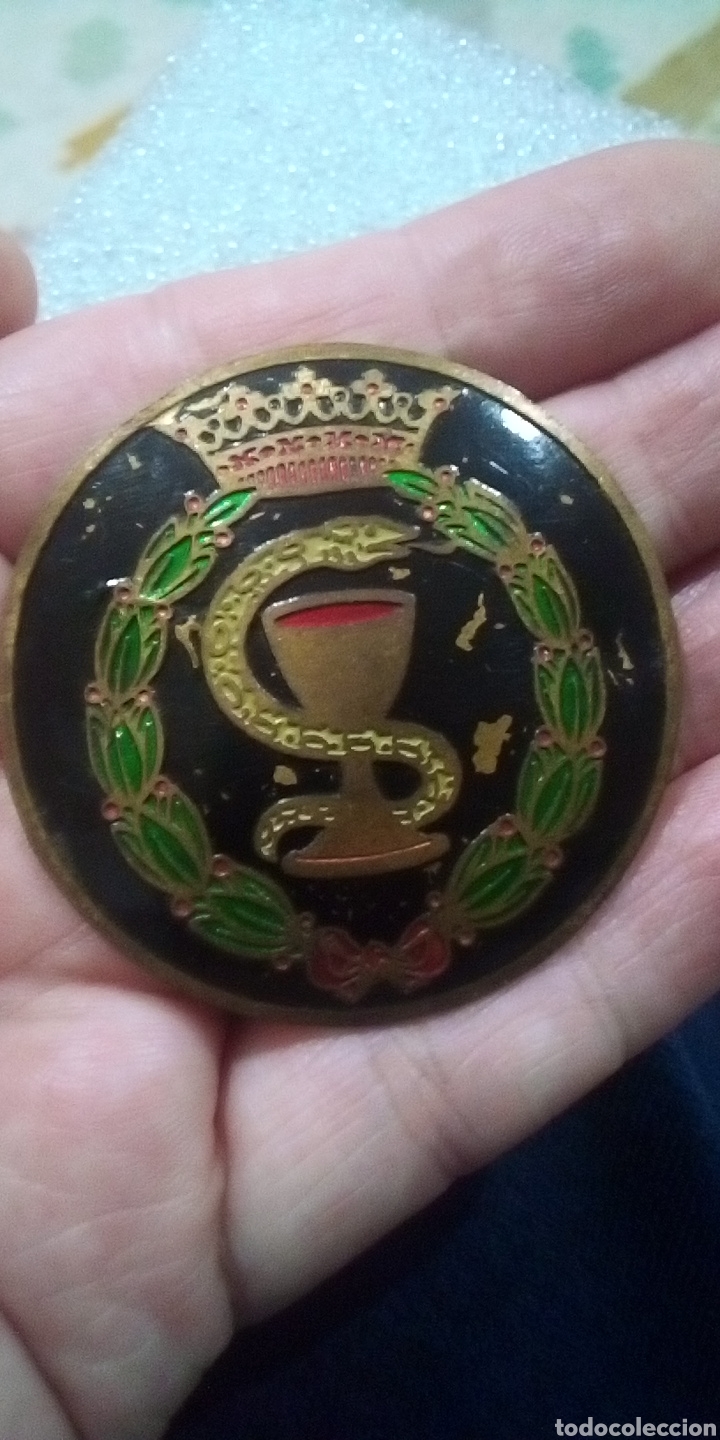 Military Antiques: CHAPA SANIDAD MILITAR PARRILLA COCHE MOTO FARMACIA FARMAC&Eacute;UTICO ANTIGUA INSIGNIA tractor